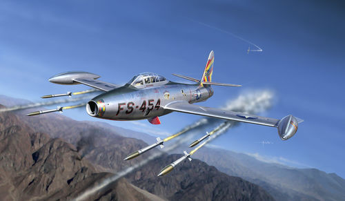 Republic F-84 G Thunderjet - Image 1